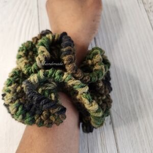 Camouflage Scrunchies-hairties
